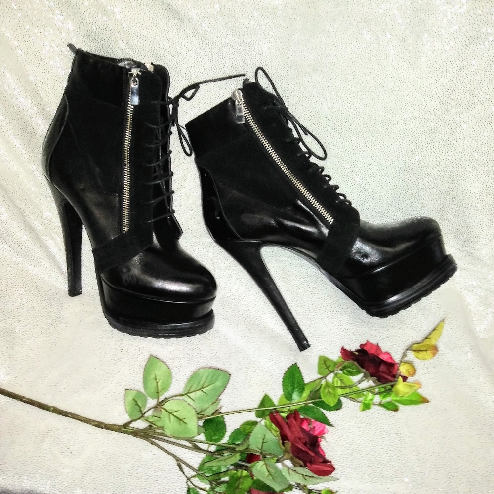 Mimosa lace up platform booties